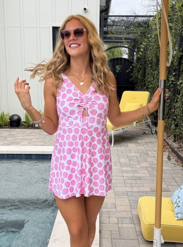 Plus size -- Swimsuit